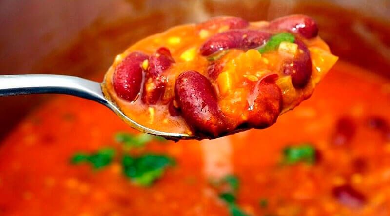 Фото: Картофель с красной фасолью (Aloo Rajma)